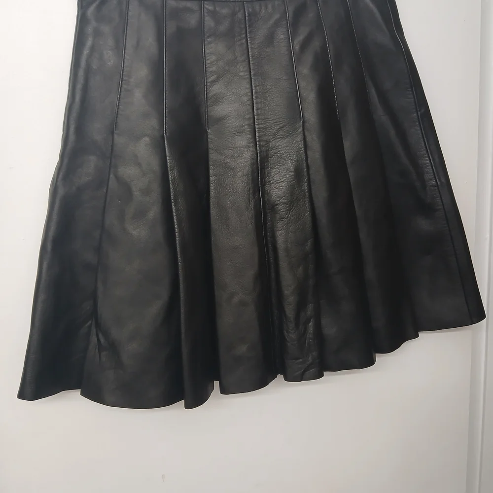 Saint Laurent Black Skater Leather Skirt - Picture 6 of 15